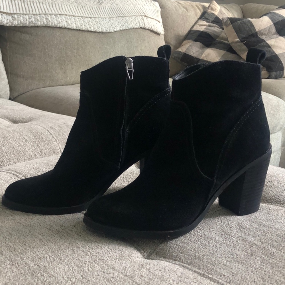 Suede black booties